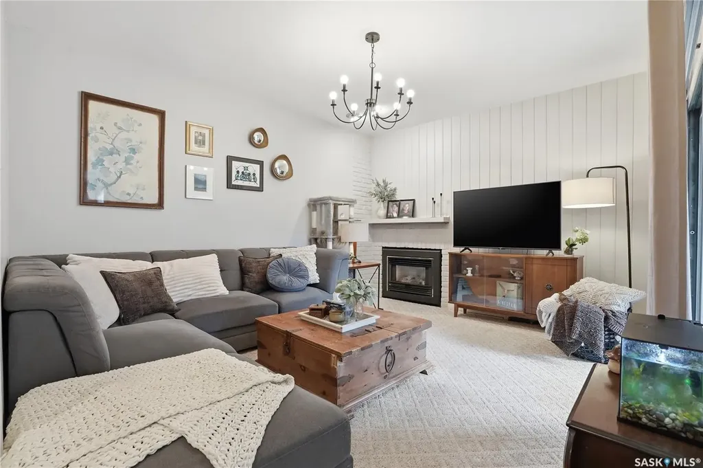 425 Pinehouse Drive Saskatoon SK S7K 5K2