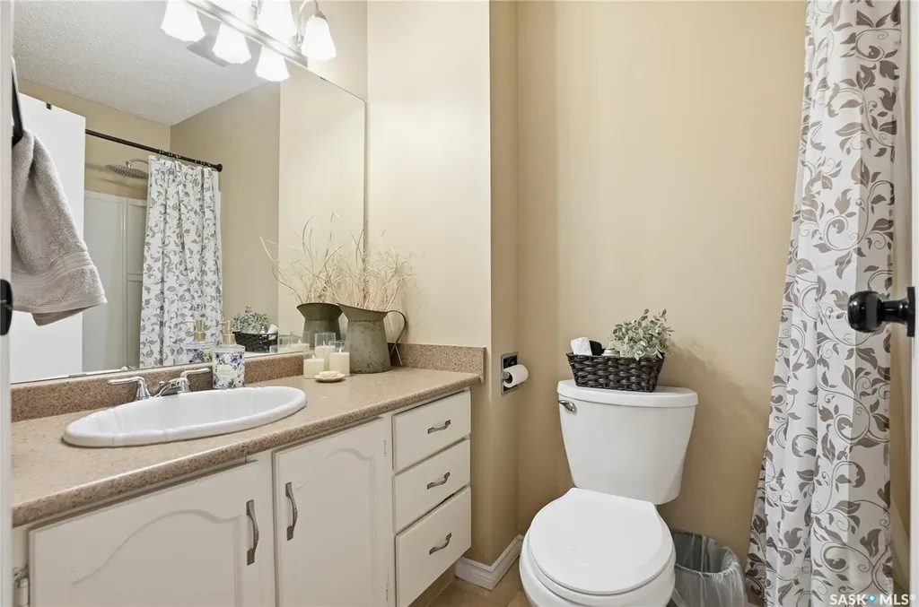 425 Pinehouse Drive Saskatoon SK S7K 5K2