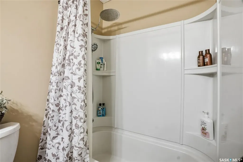 425 Pinehouse Drive Saskatoon SK S7K 5K2