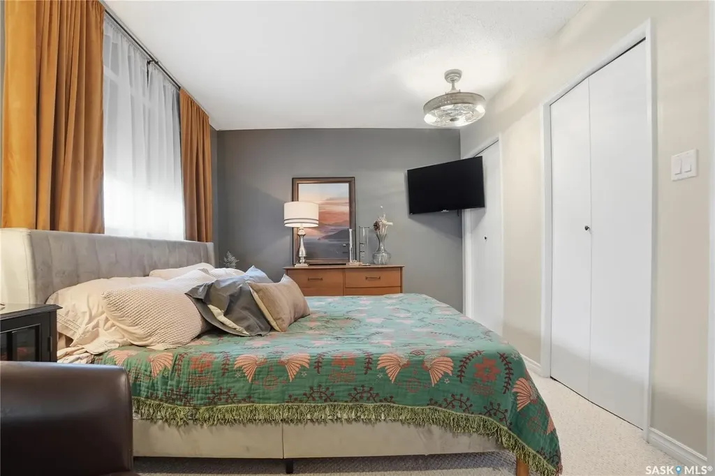 425 Pinehouse Drive Saskatoon SK S7K 5K2