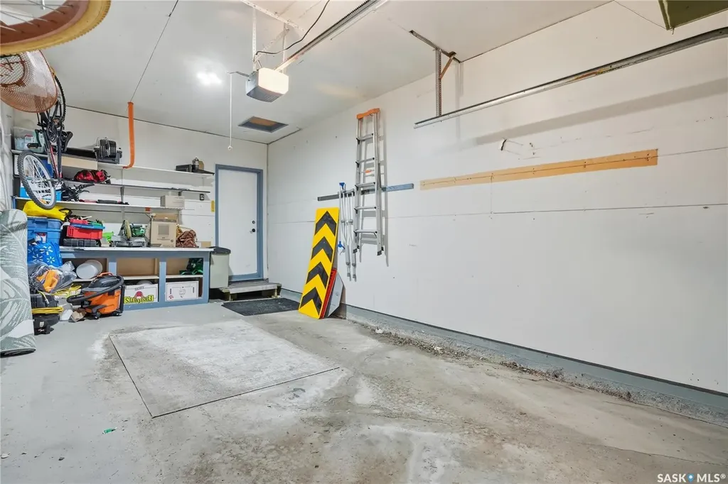 425 Pinehouse Drive Saskatoon SK S7K 5K2