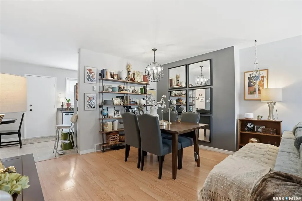 425 Pinehouse Drive Saskatoon SK S7K 5K2
