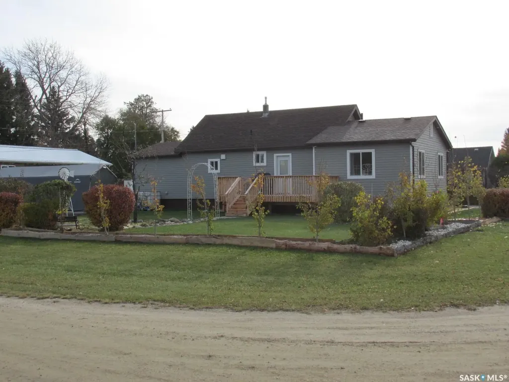 302 Rustad Avenue White Fox SK S0J 3B0