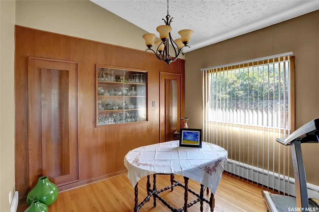 3212 L'arche Crescent Regina SK S4S 5V8