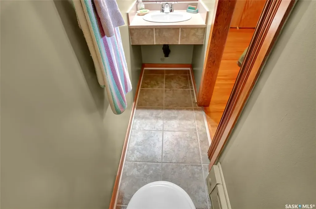 3212 L'arche Crescent Regina SK S4S 5V8