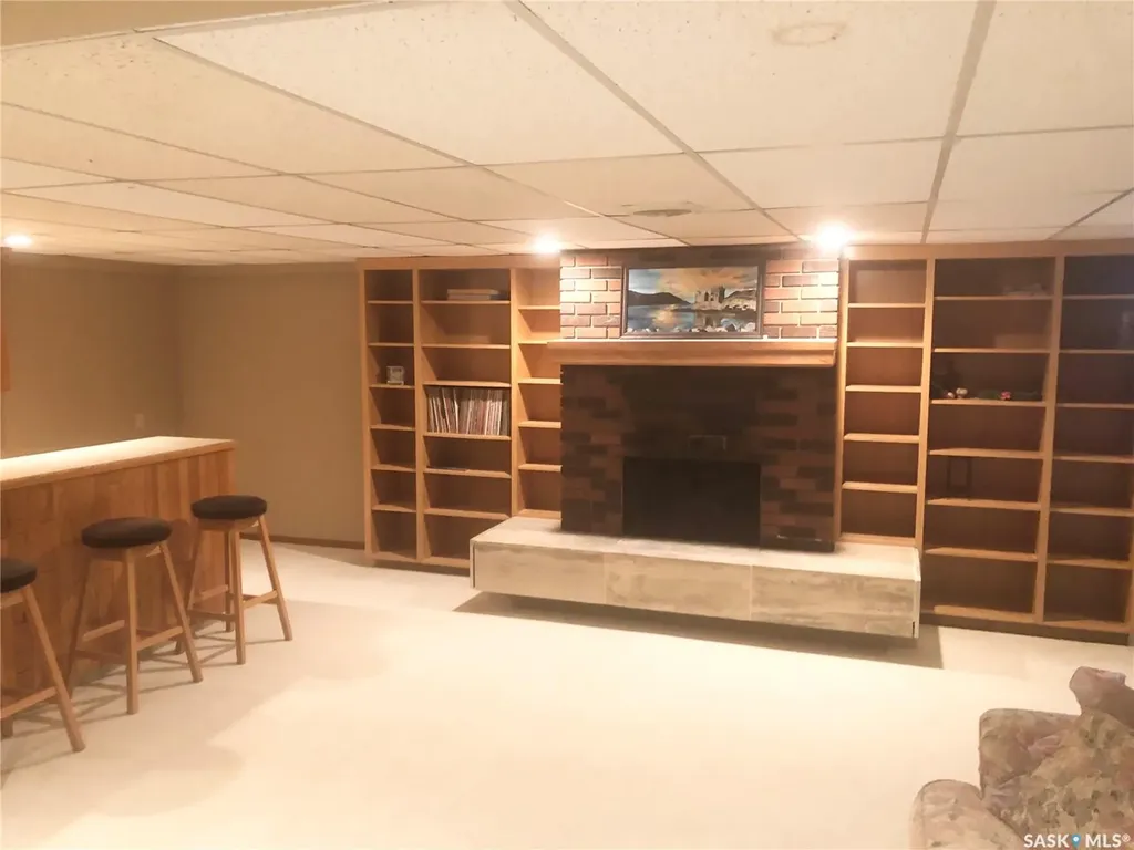 3212 L'arche Crescent Regina SK S4S 5V8