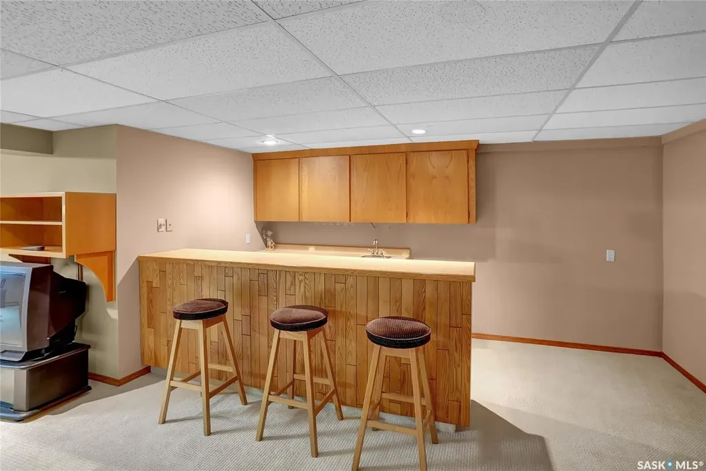 3212 L'arche Crescent Regina SK S4S 5V8