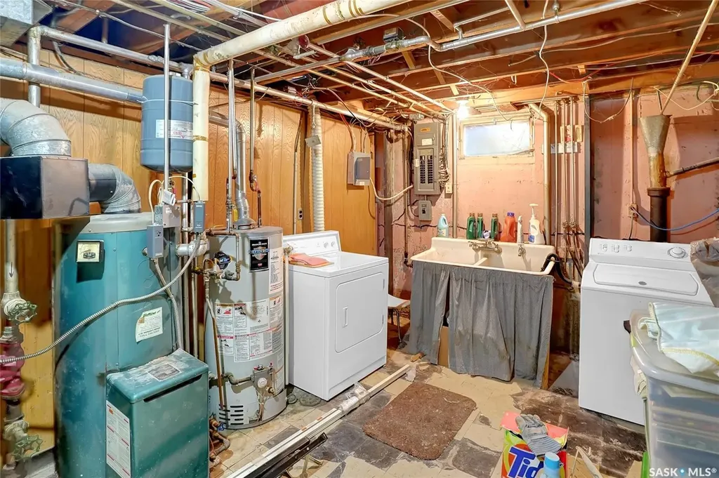 3212 L'arche Crescent Regina SK S4S 5V8