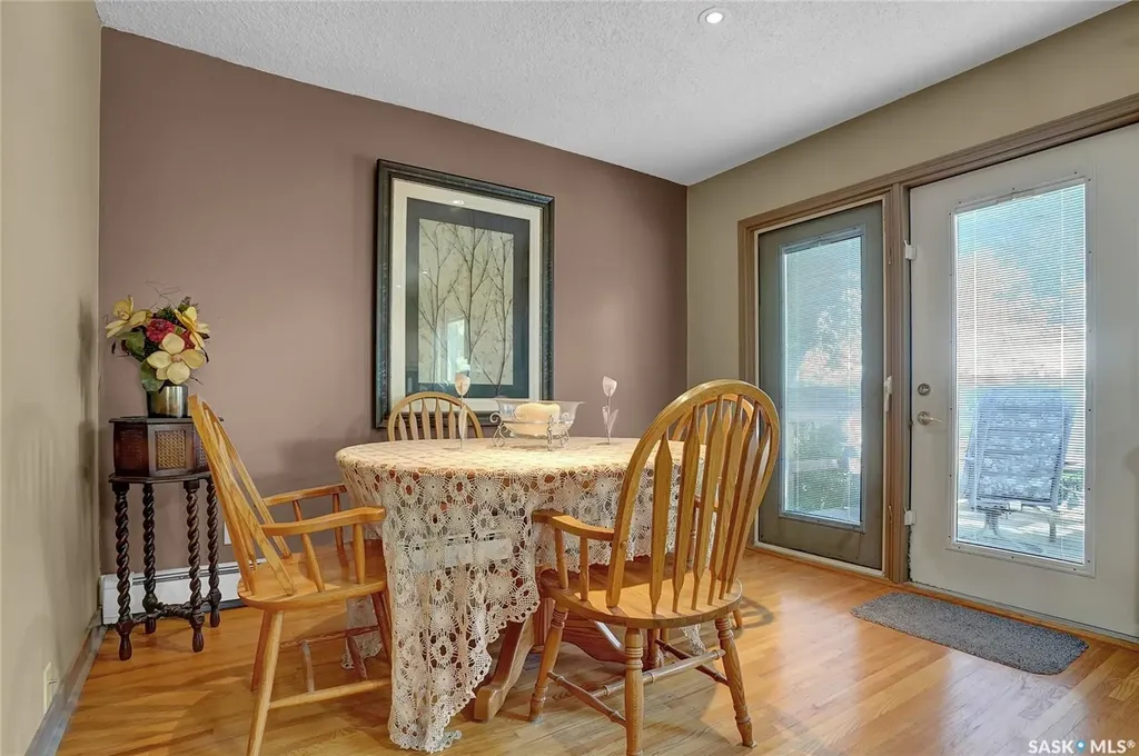 3212 L'arche Crescent Regina SK S4S 5V8