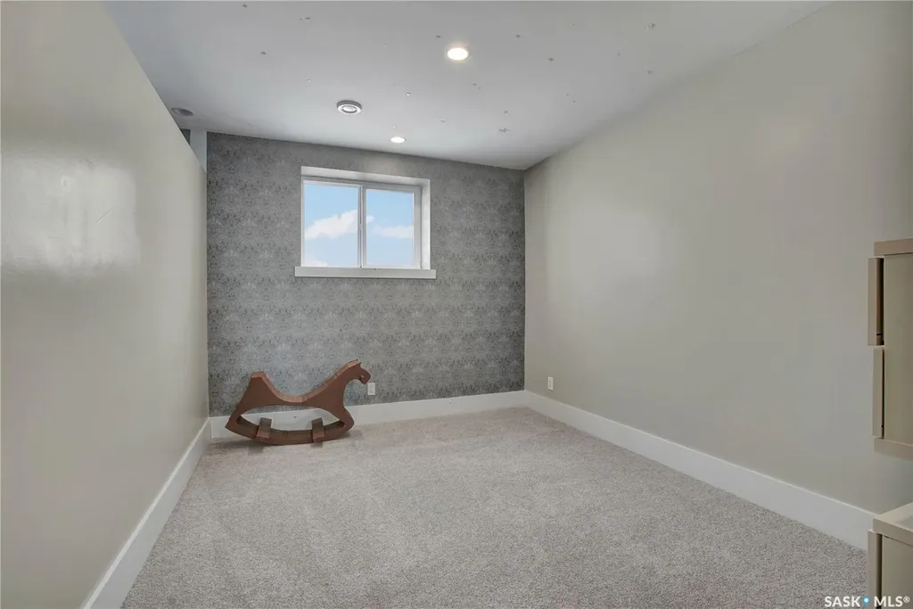 752 Reddekopp Drive Martensville SK S0K 2T2