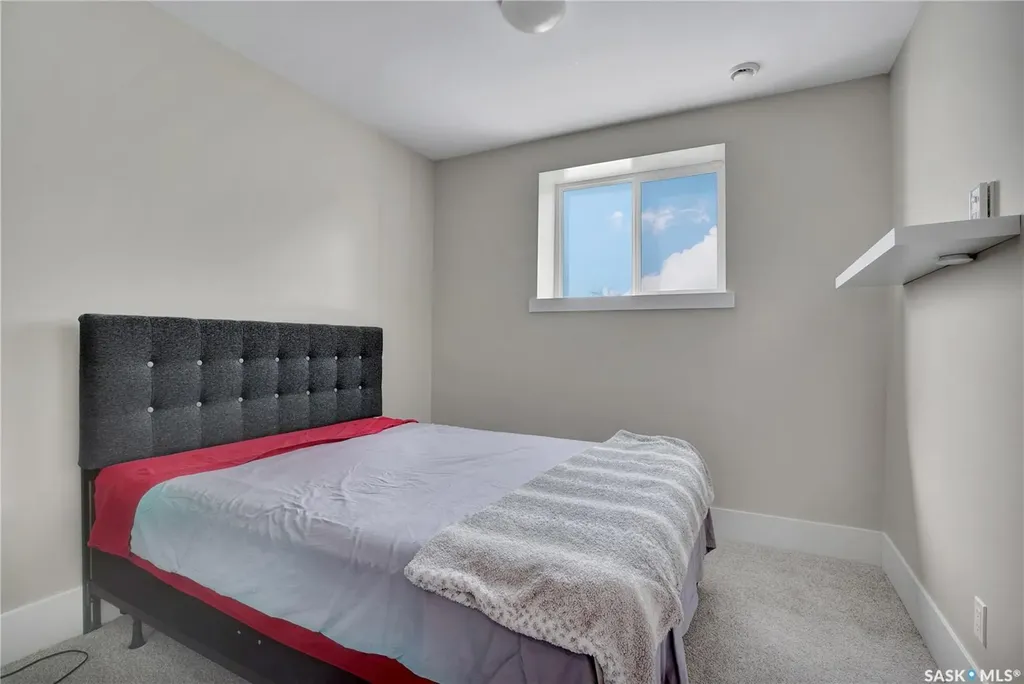 752 Reddekopp Drive Martensville SK S0K 2T2