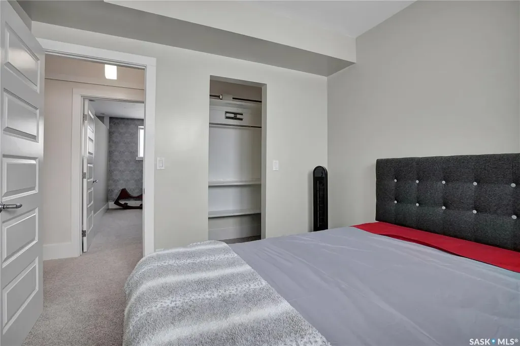 752 Reddekopp Drive Martensville SK S0K 2T2