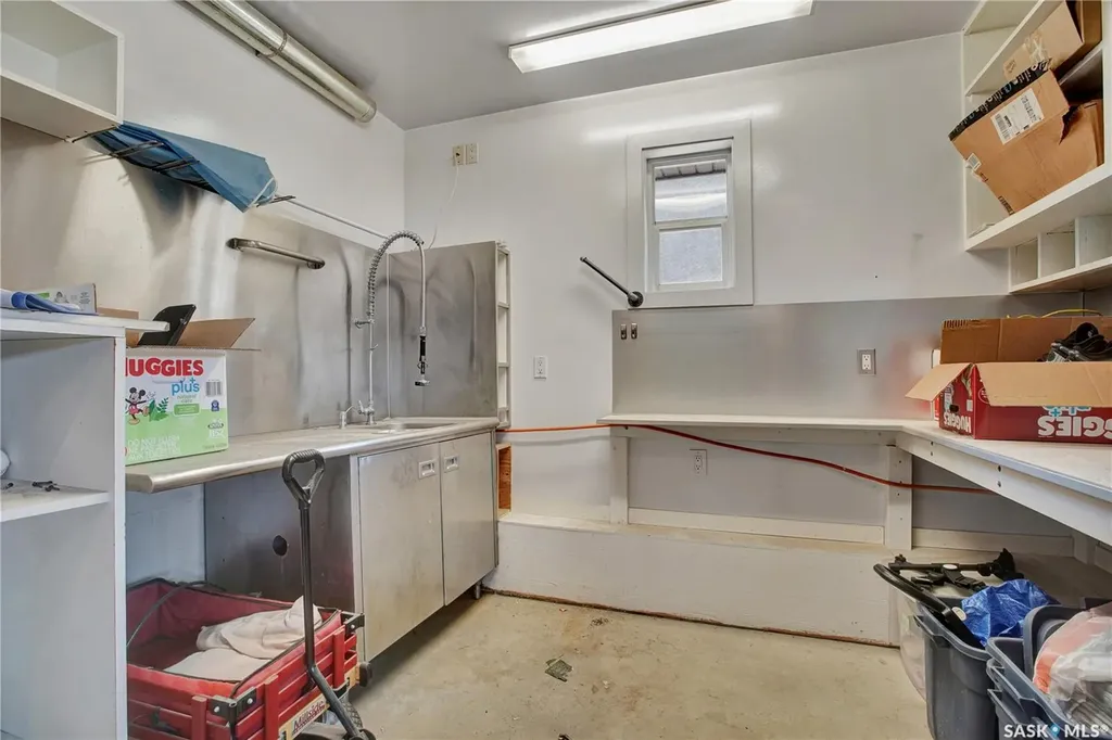 752 Reddekopp Drive Martensville SK S0K 2T2