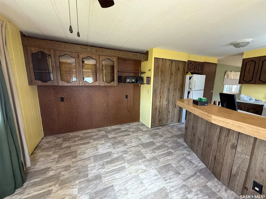 192 3rd Street W Glaslyn SK S0M 0Y0