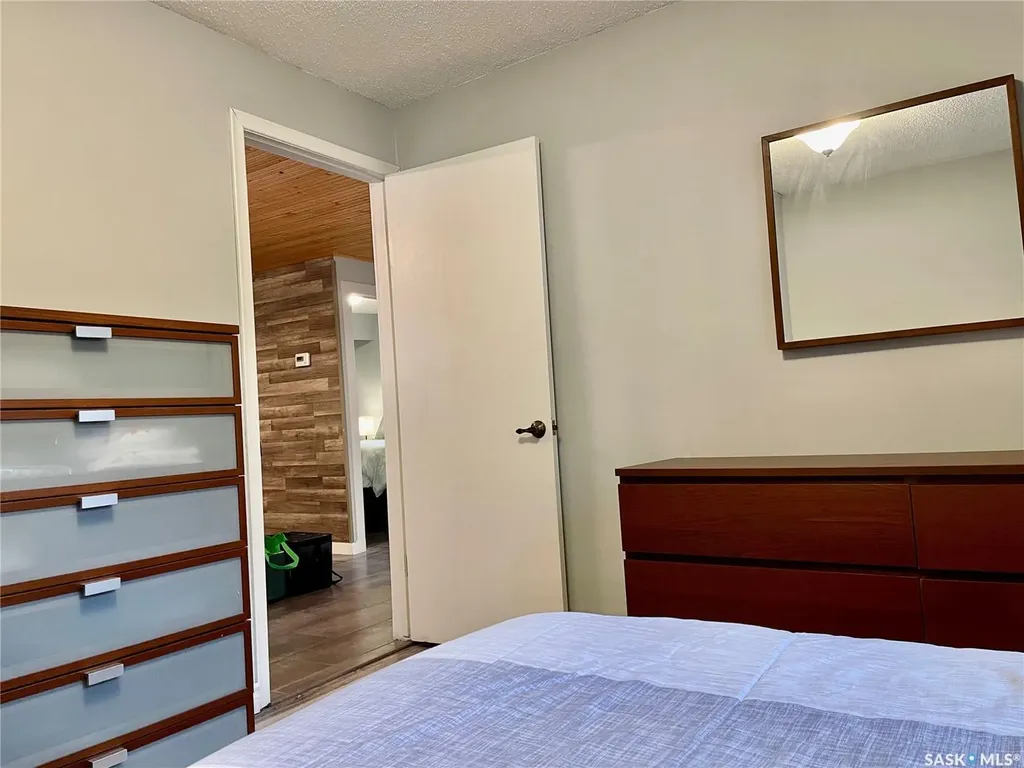 338 3rd Street E Regina Beach SK S0G 4C0