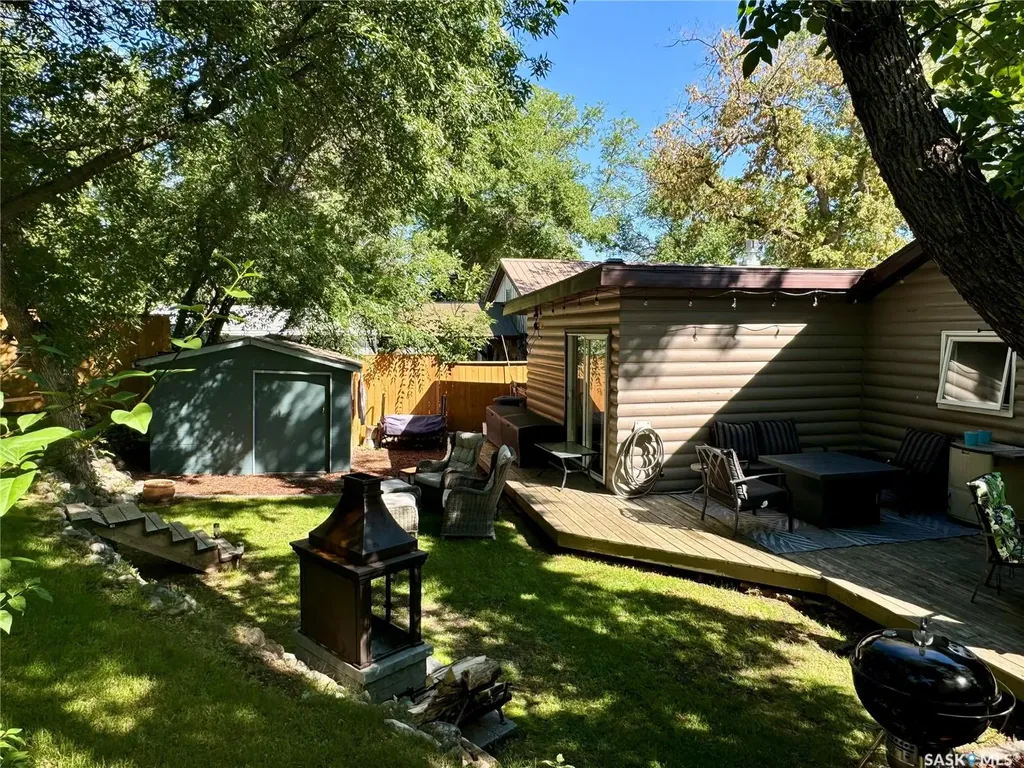 338 3rd Street E Regina Beach SK S0G 4C0