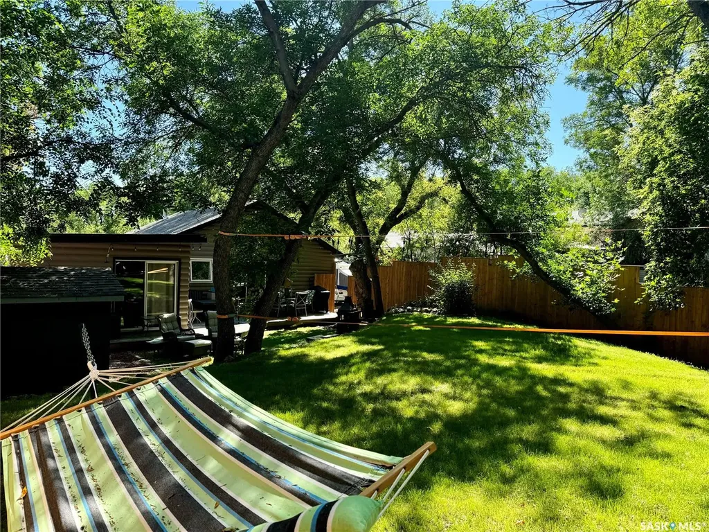 338 3rd Street E Regina Beach SK S0G 4C0