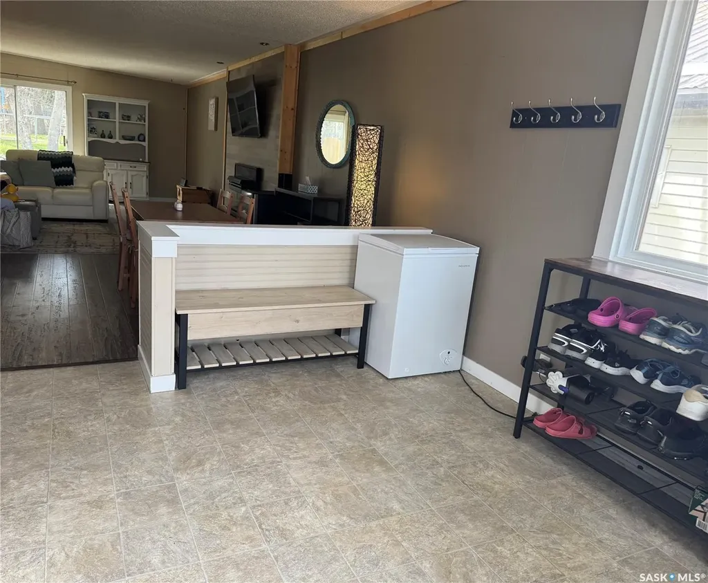 338 3rd Street E Regina Beach SK S0G 4C0