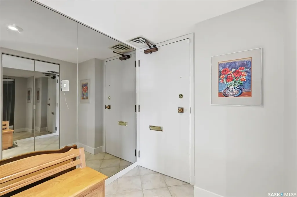 424 Spadina Crescent E Saskatoon SK S7K 6X7