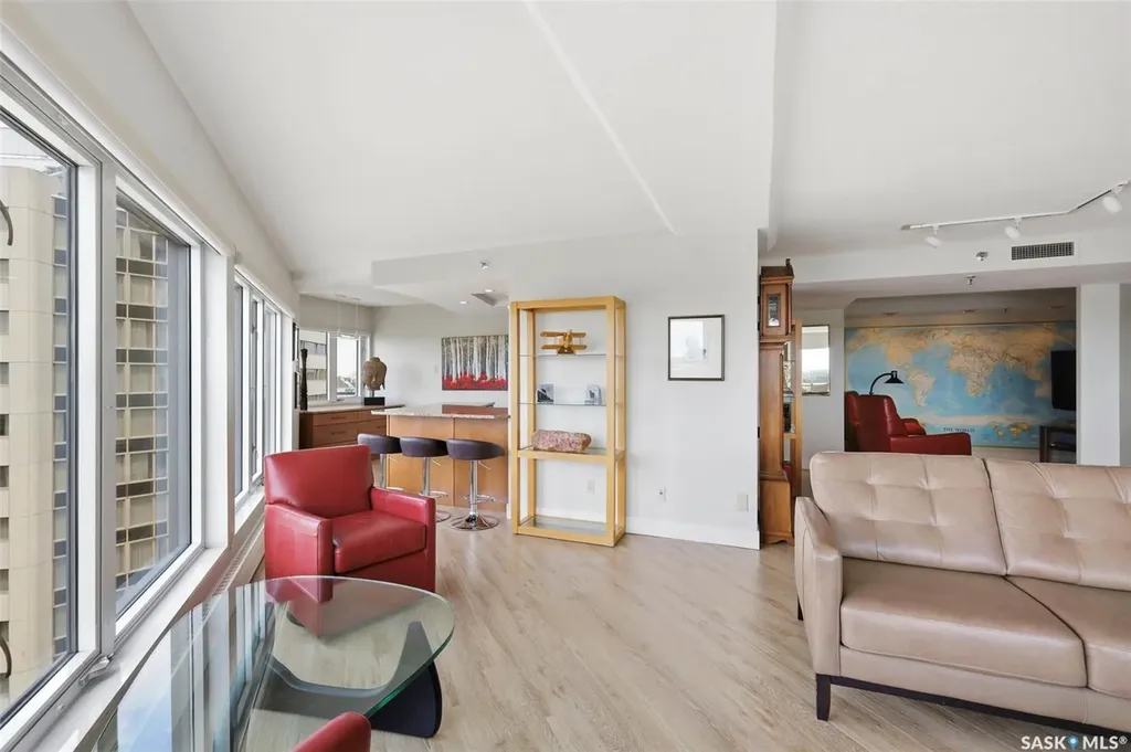 424 Spadina Crescent E Saskatoon SK S7K 6X7
