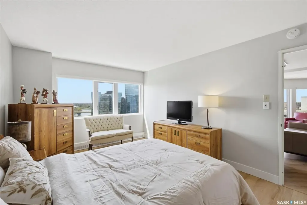 424 Spadina Crescent E Saskatoon SK S7K 6X7