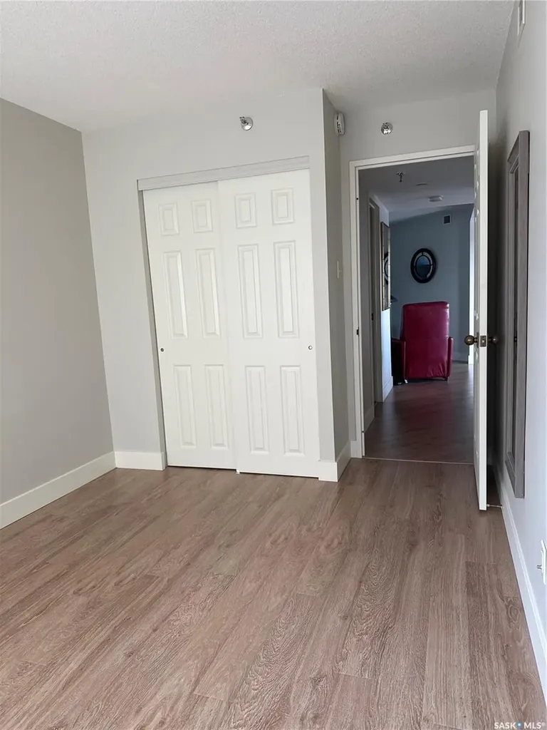 424 Spadina Crescent E Saskatoon SK S7K 6X7