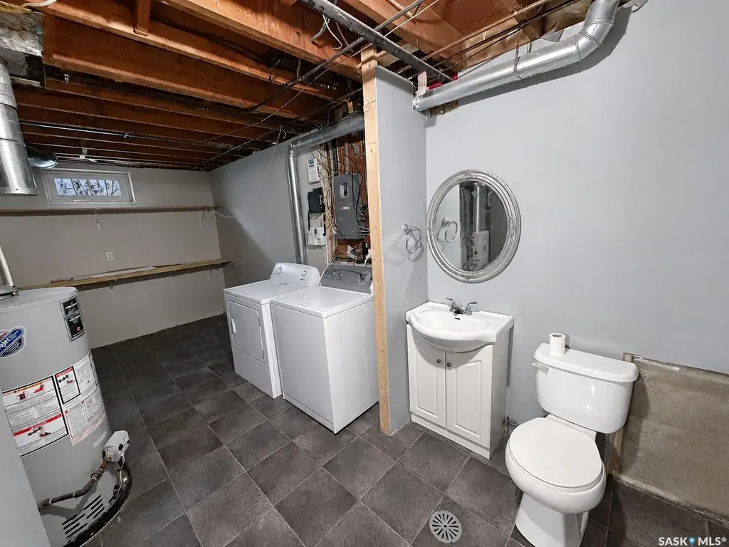 1424 Goshen Place Prince Albert SK S6V 0R8