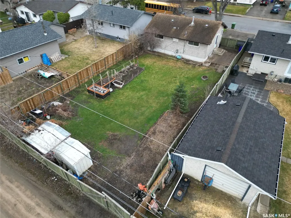 1424 Goshen Place Prince Albert SK S6V 0R8