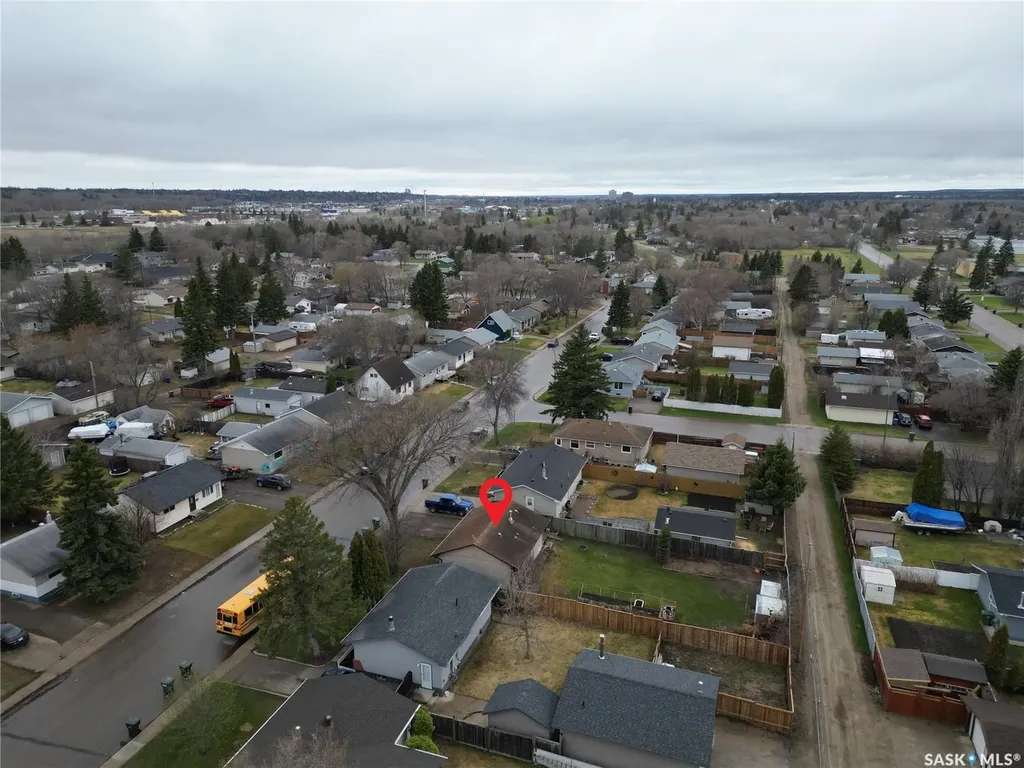 1424 Goshen Place Prince Albert SK S6V 0R8