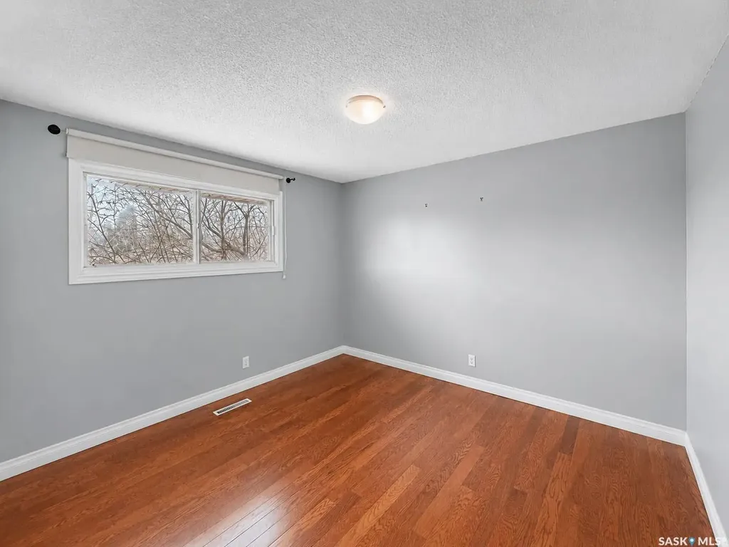 1424 Goshen Place Prince Albert SK S6V 0R8