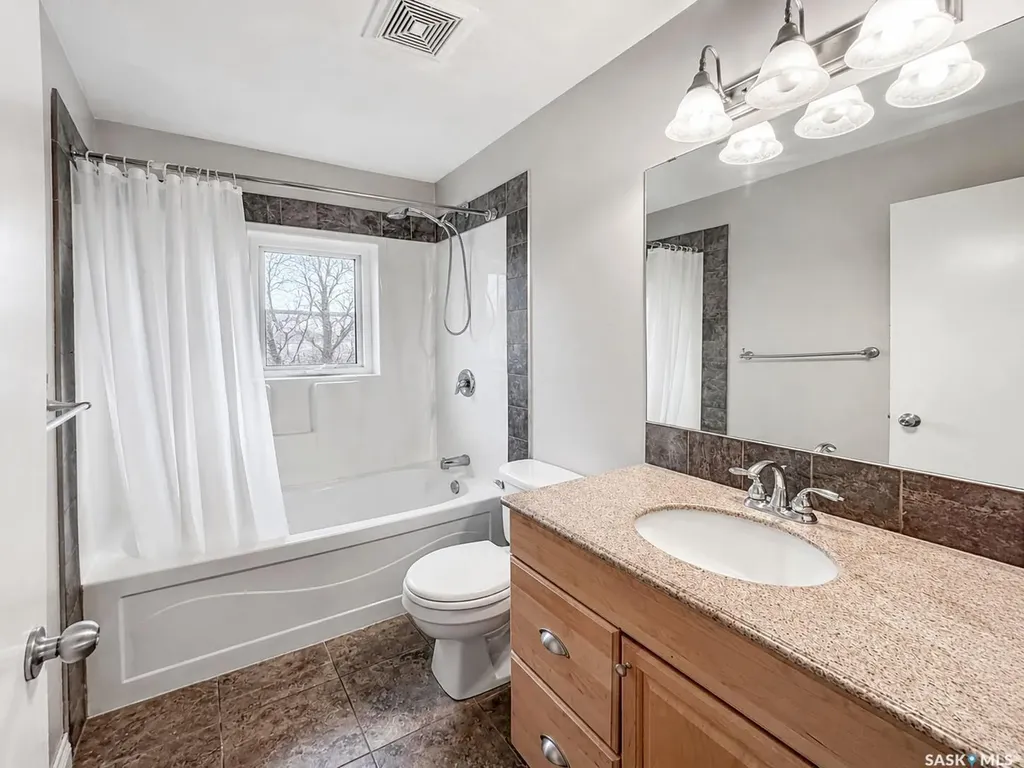 1424 Goshen Place Prince Albert SK S6V 0R8