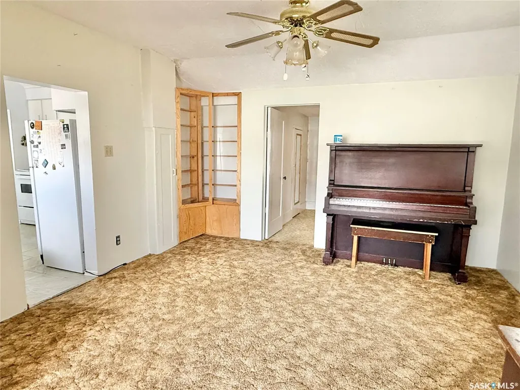 112 1st Street W Shell Lake SK S0J 2G0