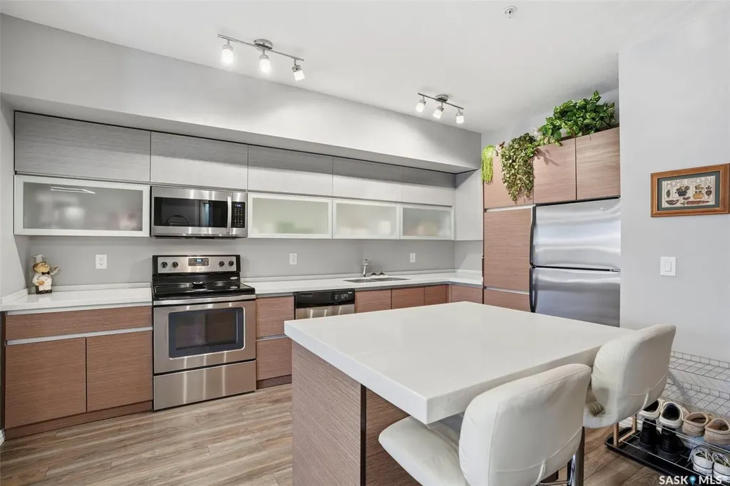225 Maningas Bend Saskatoon SK S7W 0P9