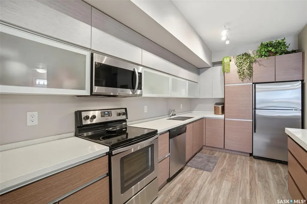 225 Maningas Bend Saskatoon SK S7W 0P9