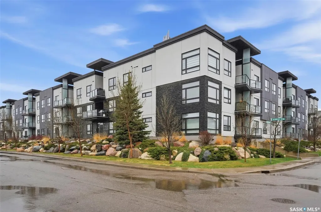 225 Maningas Bend Saskatoon SK S7W 0P9