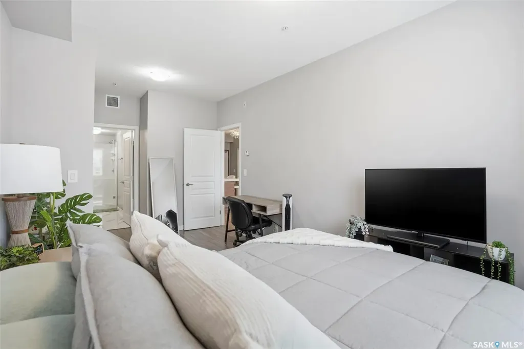 225 Maningas Bend Saskatoon SK S7W 0P9
