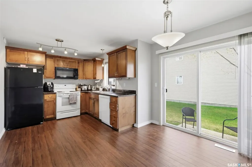303 Slimmon Place Saskatoon SK S7V 0A8