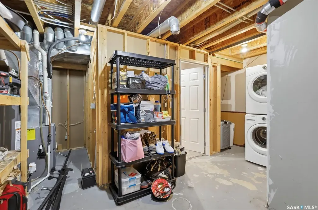 303 Slimmon Place Saskatoon SK S7V 0A8