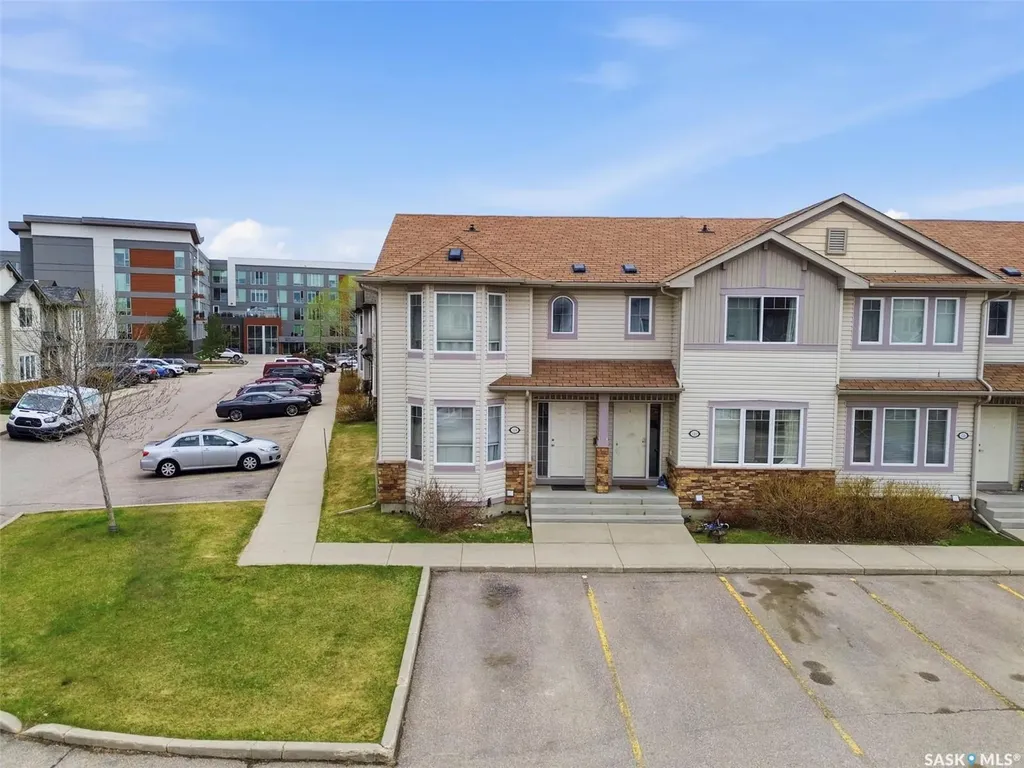 303 Slimmon Place Saskatoon SK S7V 0A8