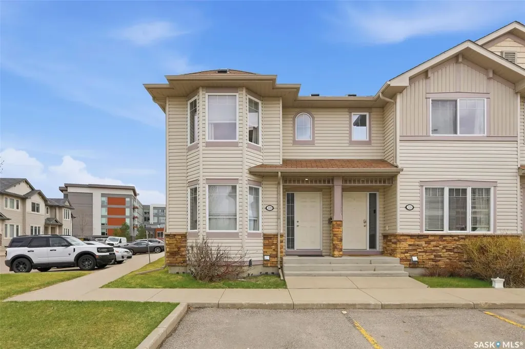 303 Slimmon Place Saskatoon SK S7V 0A8