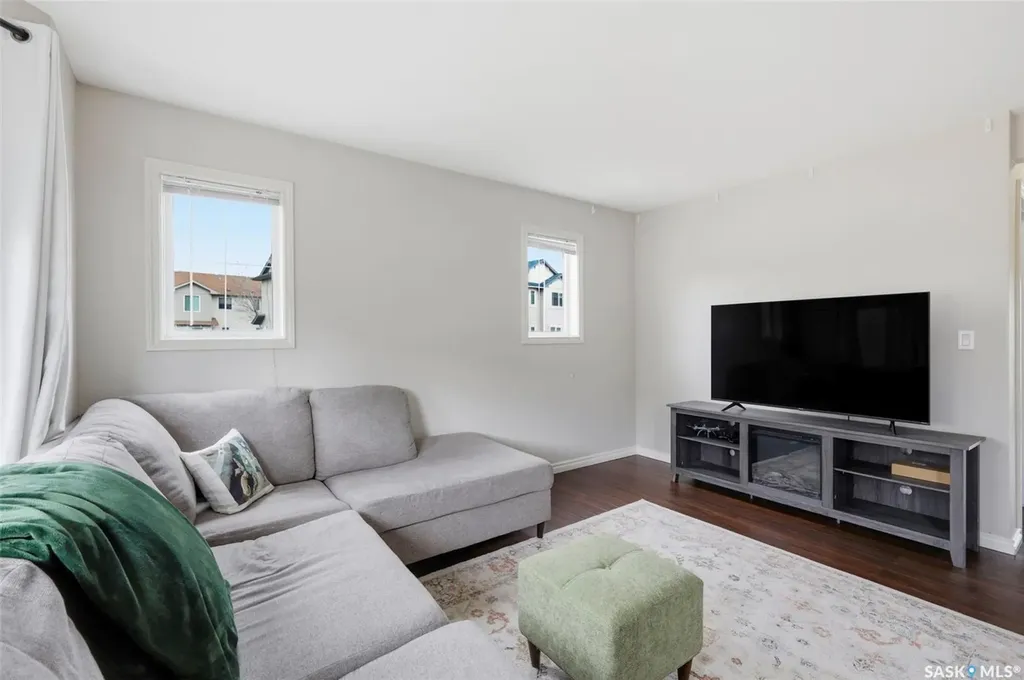 303 Slimmon Place Saskatoon SK S7V 0A8