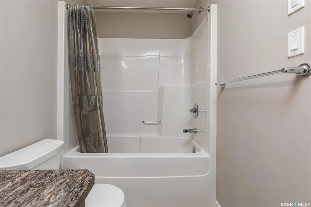 86 Brigham Road Moose Jaw SK S6K 0A7