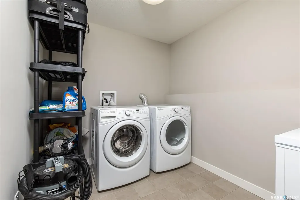 86 Brigham Road Moose Jaw SK S6K 0A7