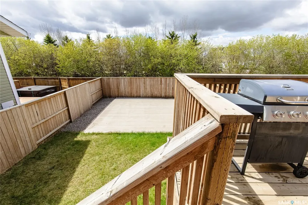 86 Brigham Road Moose Jaw SK S6K 0A7