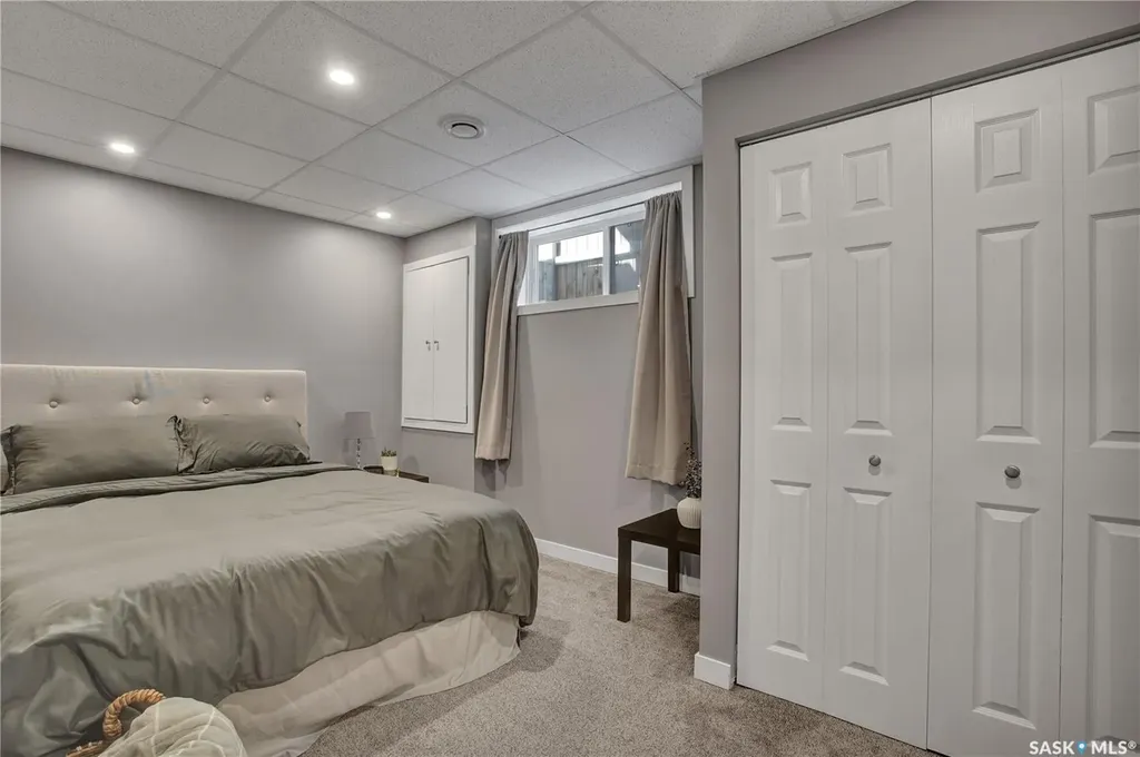 952 Glenview Cove Martensville SK S0K 0A2