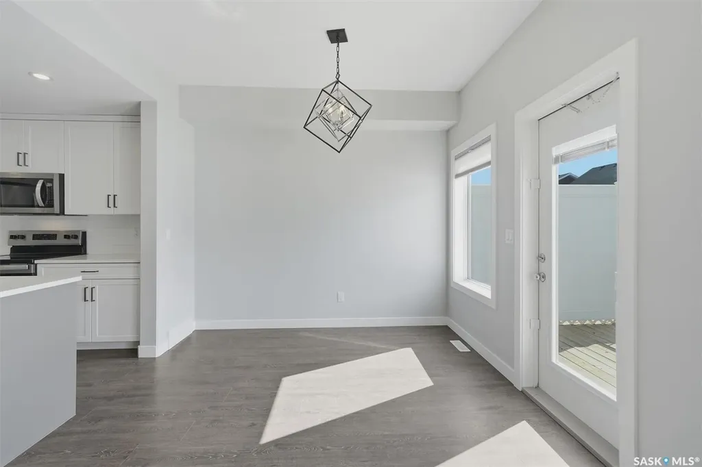 348 Brighton Gate Saskatoon SK S7V 0P9