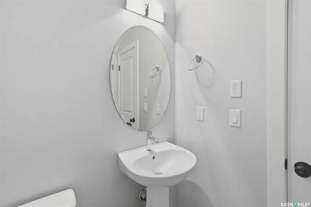 348 Brighton Gate Saskatoon SK S7V 0P9