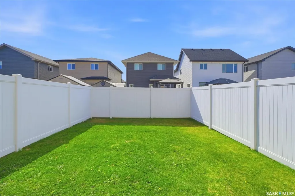 348 Brighton Gate Saskatoon SK S7V 0P9