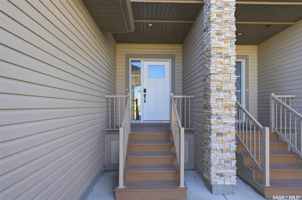 348 Brighton Gate Saskatoon SK S7V 0P9