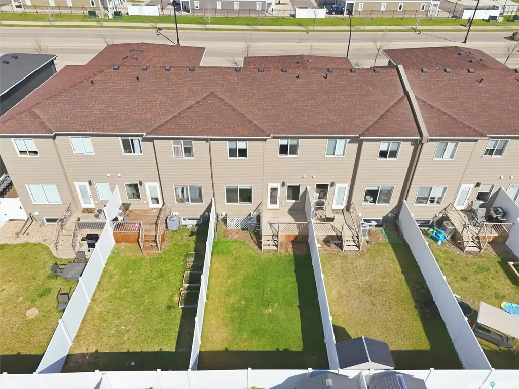 348 Brighton Gate Saskatoon SK S7V 0P9